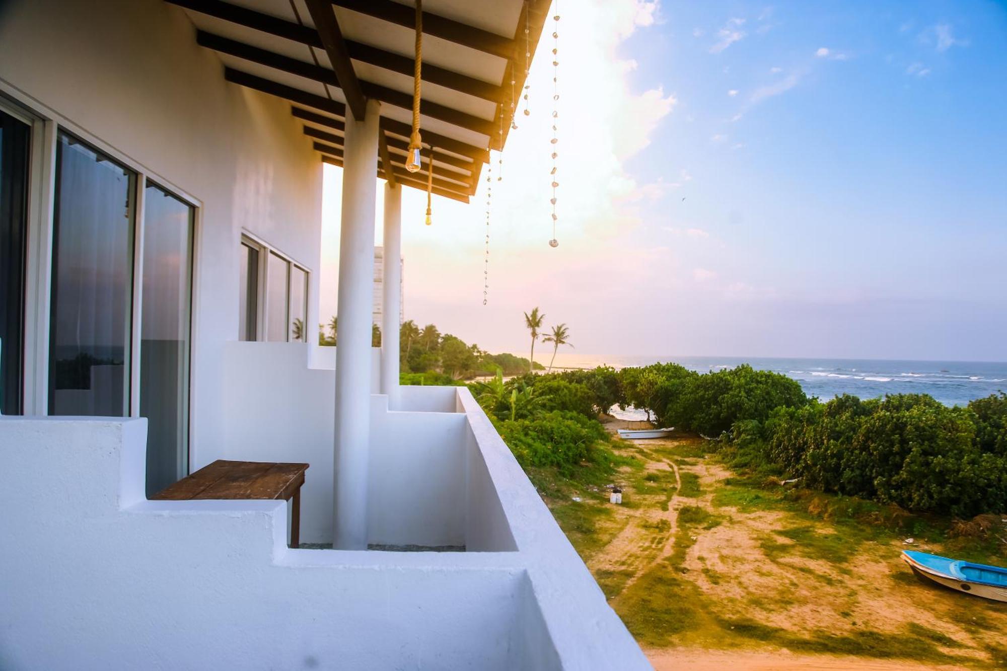 Mirissa Turtle Point Guest Hotel Exterior foto