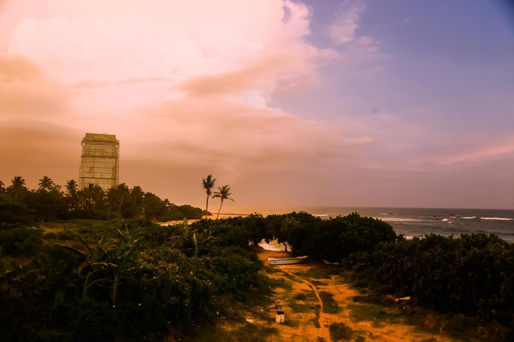 Mirissa Turtle Point Guest Hotel Exterior foto