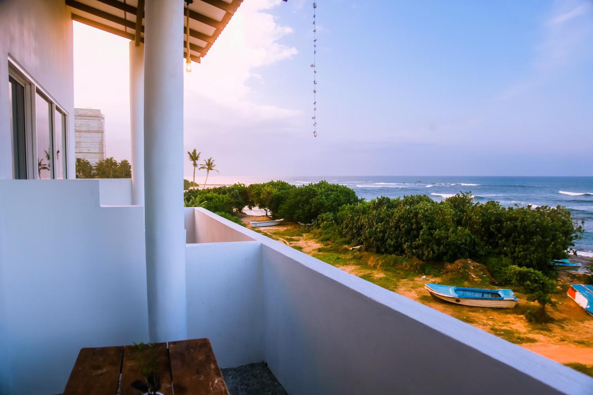 Mirissa Turtle Point Guest Hotel Exterior foto